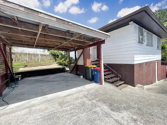 Tidy Warm family house in Bayview - Photo 1