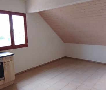 Joli appartement 3,5 pièces de 80 m2, au 2ème étage combles - Photo 2