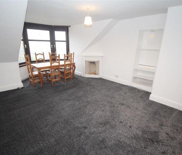6 bedroom flat to rent - Photo 3
