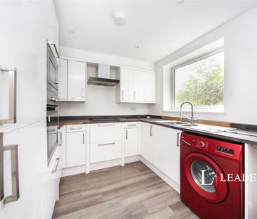 2 bedroom apartment to rent The Mall, Dunstable, Bedfordshire, LU5 - Photo 5