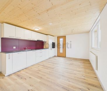 Newly renovated 2.5-room apartment in Werthenstein - Photo 2