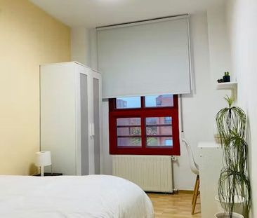 Calle Santanderina, Madrid, Community of Madrid 28053 - Photo 5