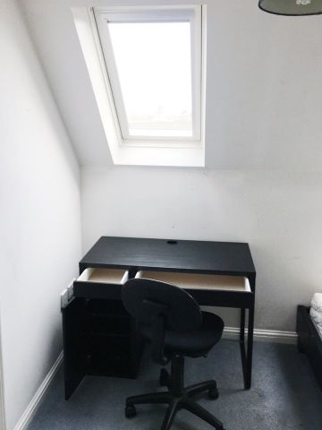 Room in a Shared House, Casson Drive, BS16 - Photo 3