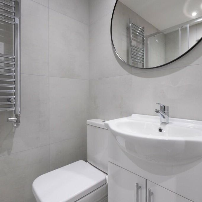 6 bedroom house to rent - Photo 1