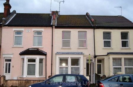 1 Bed - Room 2 - Salisbury Avenue, Westcliff On Sea - Photo 2