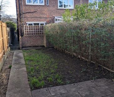 2 Bed Maisonette, Montem Road, SE23 - Photo 1