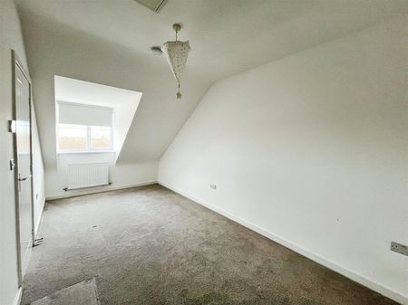 3 bedroom - Photo 4