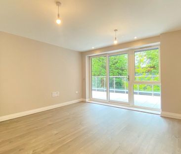 The Colonnade - Photo 3