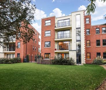 Plaistow Lane, Bromley BR1 - Photo 1