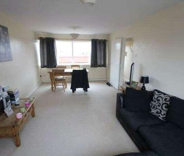 Queens Court, Tewkesbury, Gloucestershire, GL20 - Photo 2