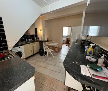 2 Bed Terraced House, Ilkeston Road, NG7 - Photo 4