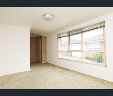 Charming Retro Two Bedroom Unit in the Heart of Mentone - Photo 1