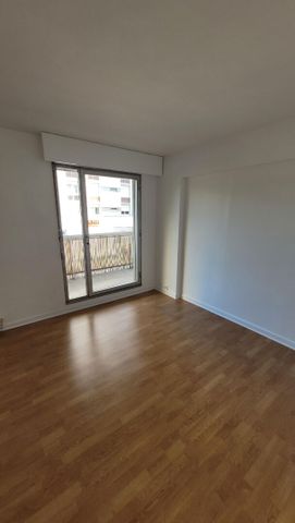 Appartement Paris 4 pièces 95.04 m2 avec balcons - Photo 4