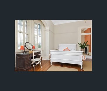 Outstanding One-Bedroom Apartment in Landmark Historic Building - Photo 3