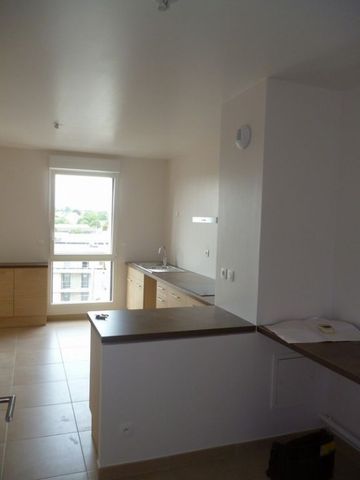 CAEN - Appartement 5 pièces - Photo 3