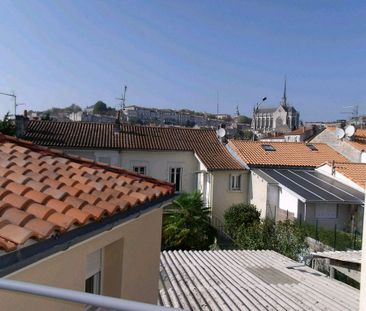 Location Appartement 2 pièces 48m² ANGOULEME 16000 - Photo 5