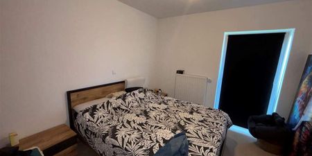 Appartement te huur in Pommeroeul voor € 785 met 2 slaapkamers - Photo 4