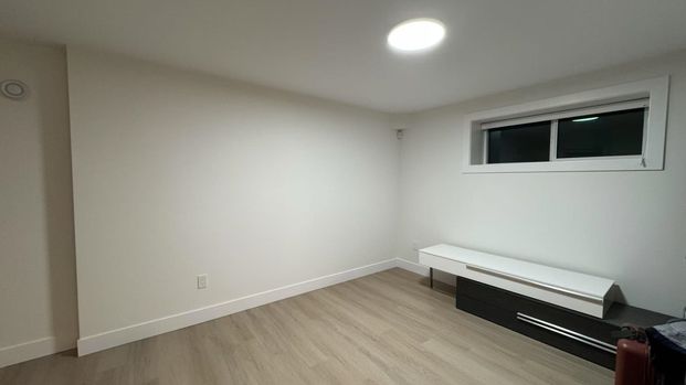 7793 19 Avenue #Bsmt, Burnaby, BC V3N1E8 - Photo 1