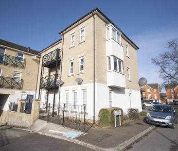 Price £1,550 pcm - Available 07/07/2025 - Part Furnished - Photo 4