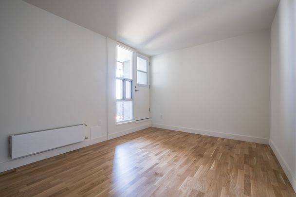 230 Oak Street - Photo 1