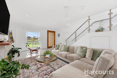 Space, Style & Serenity - Photo 3