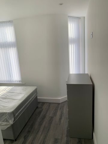 3 Chatsworth Avenue Wallasey CH44 0AJ - Photo 4