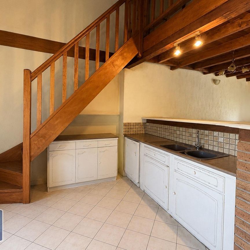 Location Appartement 2 pièces 43m² ST SYMPHORIEN D ANCELLES 71570 - Photo 1
