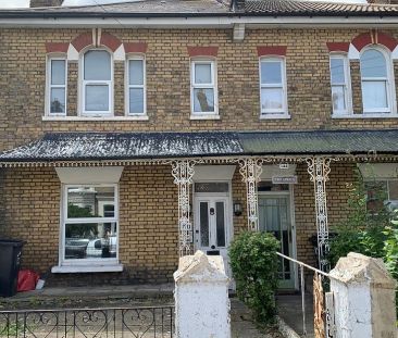 Crescent Road, Ramsgate, CT11 9RD, Kent - Photo 2