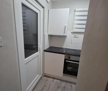 1 bedroom house to rent - Photo 4