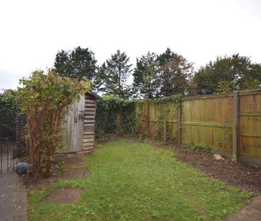 4 bedroom terraced house to rent - Photo 1