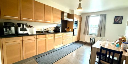 Duplex te huur in Deinze voor € 915 met 2 slaapkamers - Photo 5