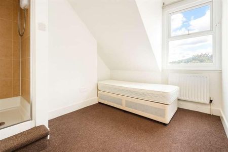 Wickham Lane, London, SE2 - Photo 3