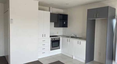 1 Bedroom Apartment - Water included - Photo 3