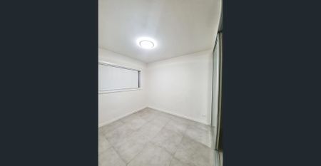 ALMOST NEW TWO BEDROOM APARTMENT - Photo 3