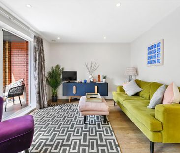 2 bedroom flat to rent - Photo 1