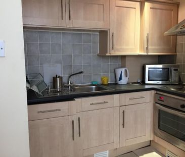 2 bedroom apartment to rent - Photo 4