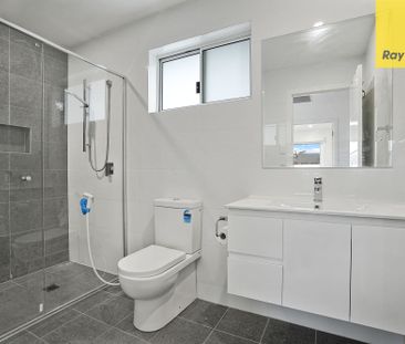 Three Bedroom Lovely and Modern Home - Photo 5