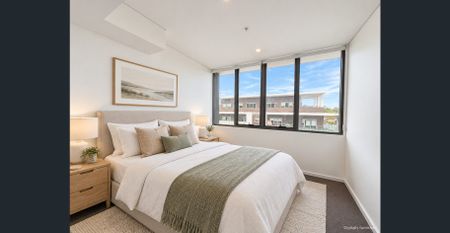 Beautifully Presented Apartment with Space, Style & Convenience. - Photo 4