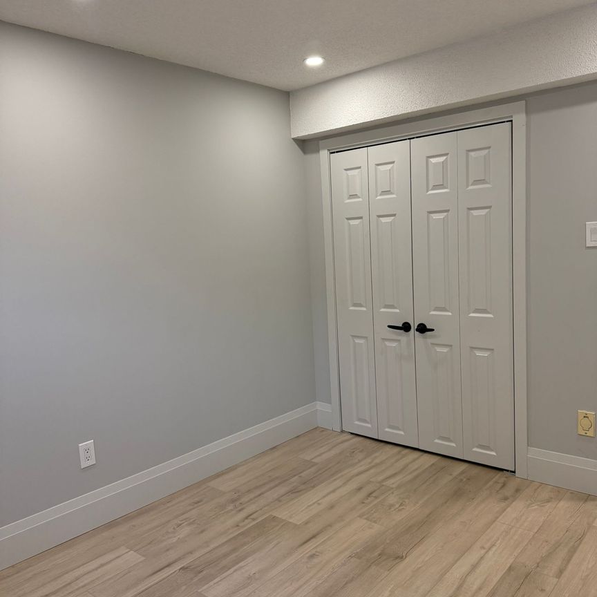 For Lease - 46 Dorengate Drive, Vaughan, Ontario - Photo 1