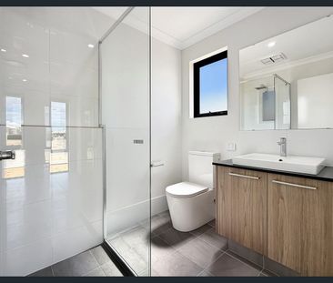 Modern Living in Vibrant Lakelands - Photo 5