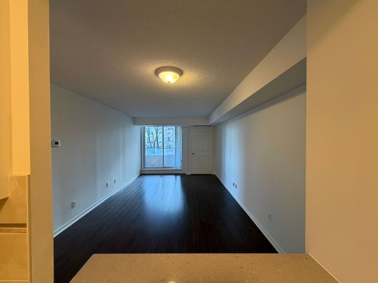 For Lease - 18 Hillcrest Avenue Unit# 406, Toronto, Ontario - Photo 1