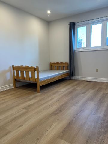 For Lease - 327 Sussex Avenue Unit# Upper, Richmond Hill, Ontario - Photo 5