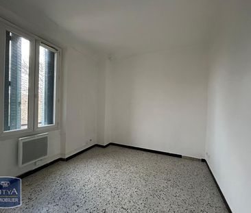 Location Appartement 3 pièces 38m² CARPENTRAS 84200 - Photo 2