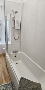 2 Bedroom Property in Balgair Terrace - Photo 3