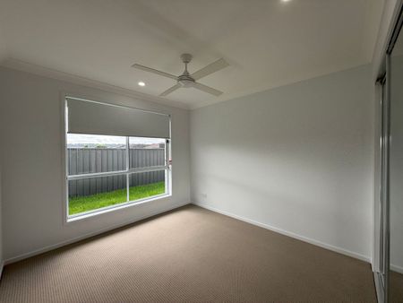 26 Marlowe Avenue, Anambah, NSW 2320 - Photo 4