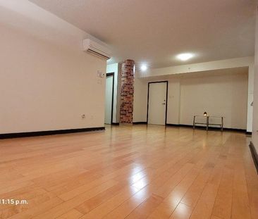 Grand 4 1/2 à louer / Large 4 1/2 for rent - Photo 2