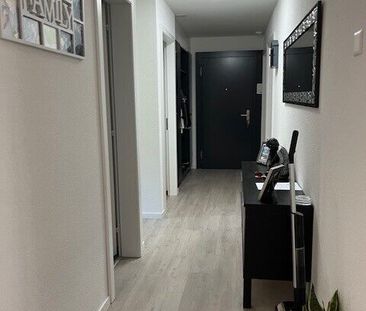 Lumineux appartement de 4.5 pièces avec balcon à Courgevaux - Foto 2