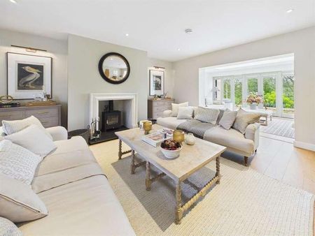 Olivers Yard, Shipton-under-wychwood, OX7 - Photo 3