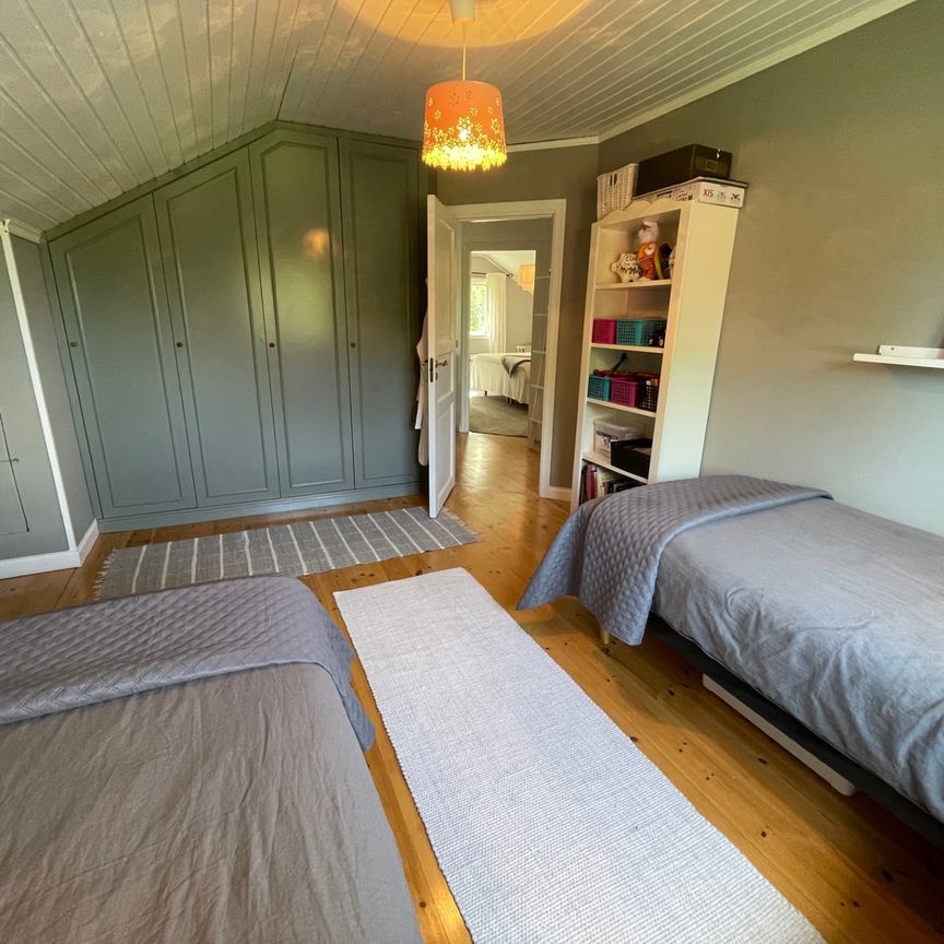 Östra byvägen, Gräddö - Photo 1