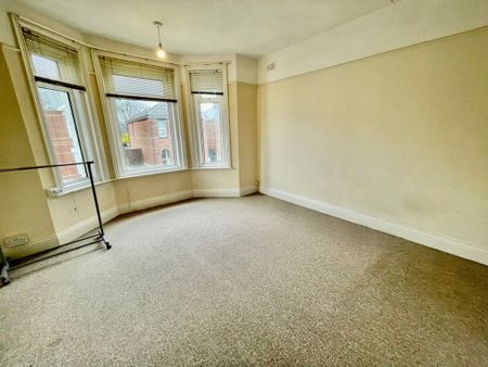 HANKINSON ROAD, CHARMINSTER (83AHA) - Photo 3